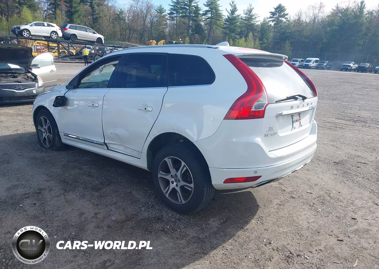 2014 Volvo Xc60 T6 R-Design VIN:YV4902DZ3E2518799 - 3