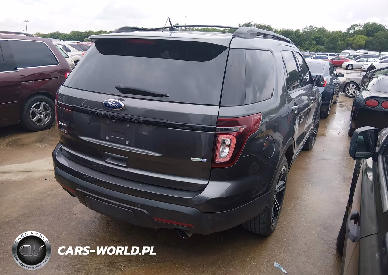 2015 Ford Explorer Sport VIN:1FM5K8GT1FGB42674 - 4