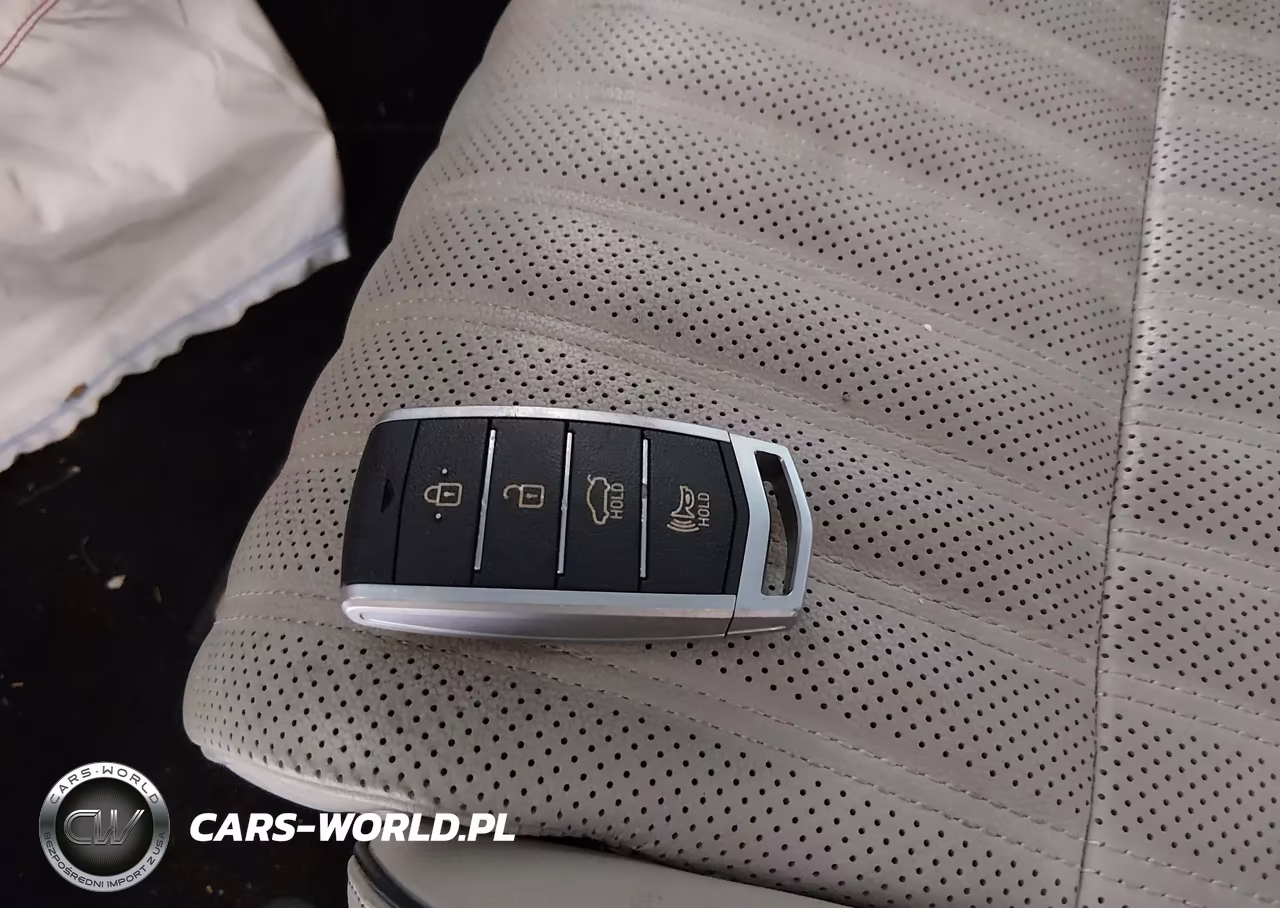 2019 Genesis G70 3.3T Advanced VIN:KMTG54LEXKU037617 - 11
