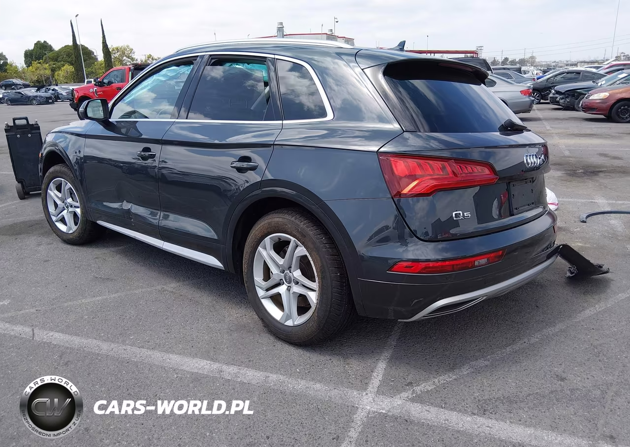 2018 Audi Q5 2.0T Premium-2.0T Tech Premium VIN:WA1BNAFY6J2223706 - 3