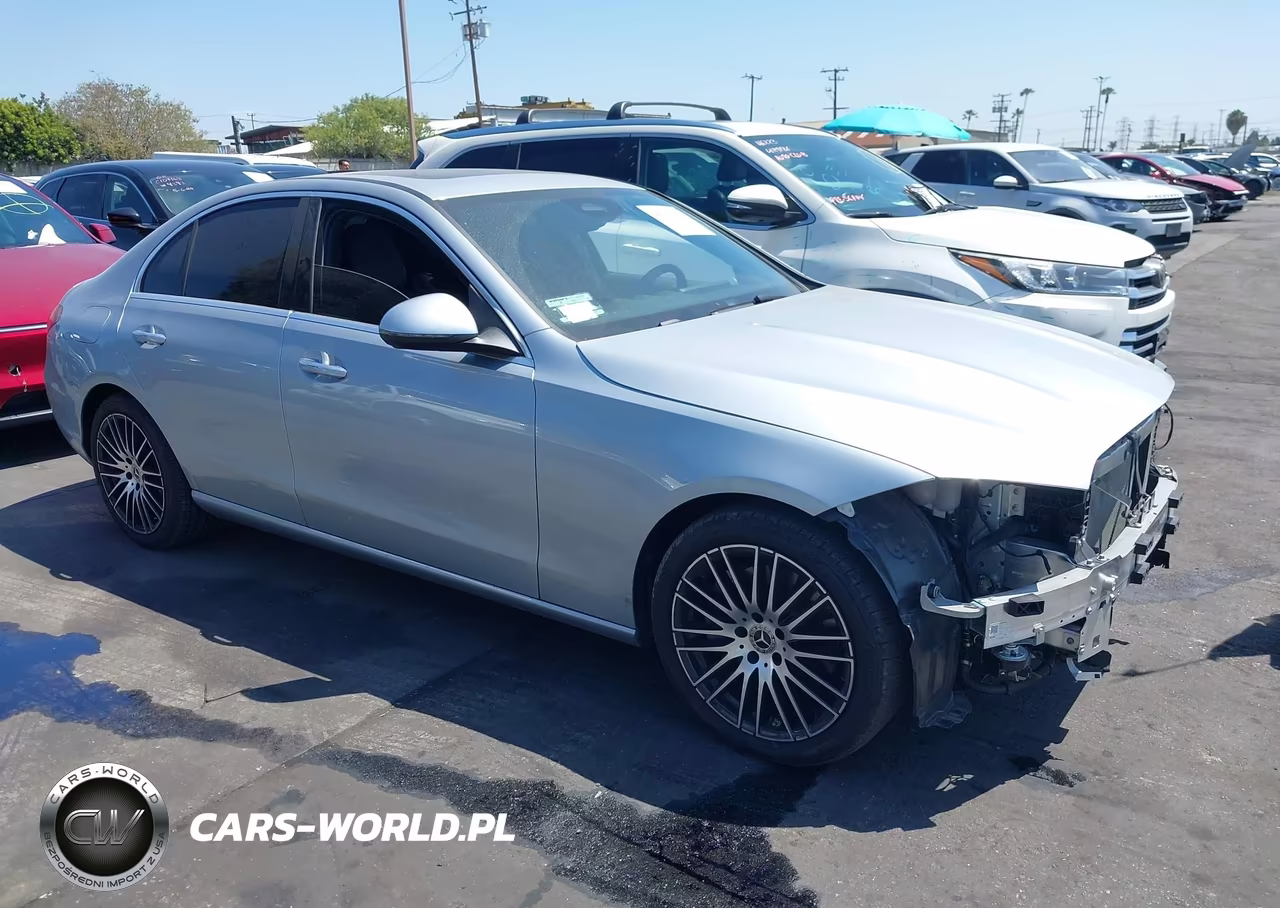 2025 Mercedes-Benz C 300 – zdjęcie 1 z 20