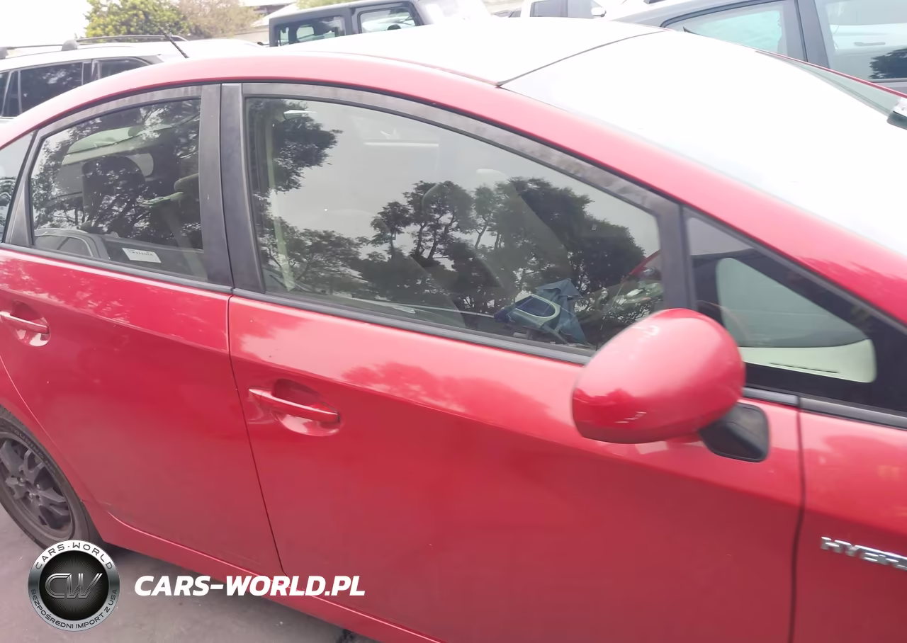 2015 Toyota Prius Two VIN:JTDKN3DU2F2004847 - 14