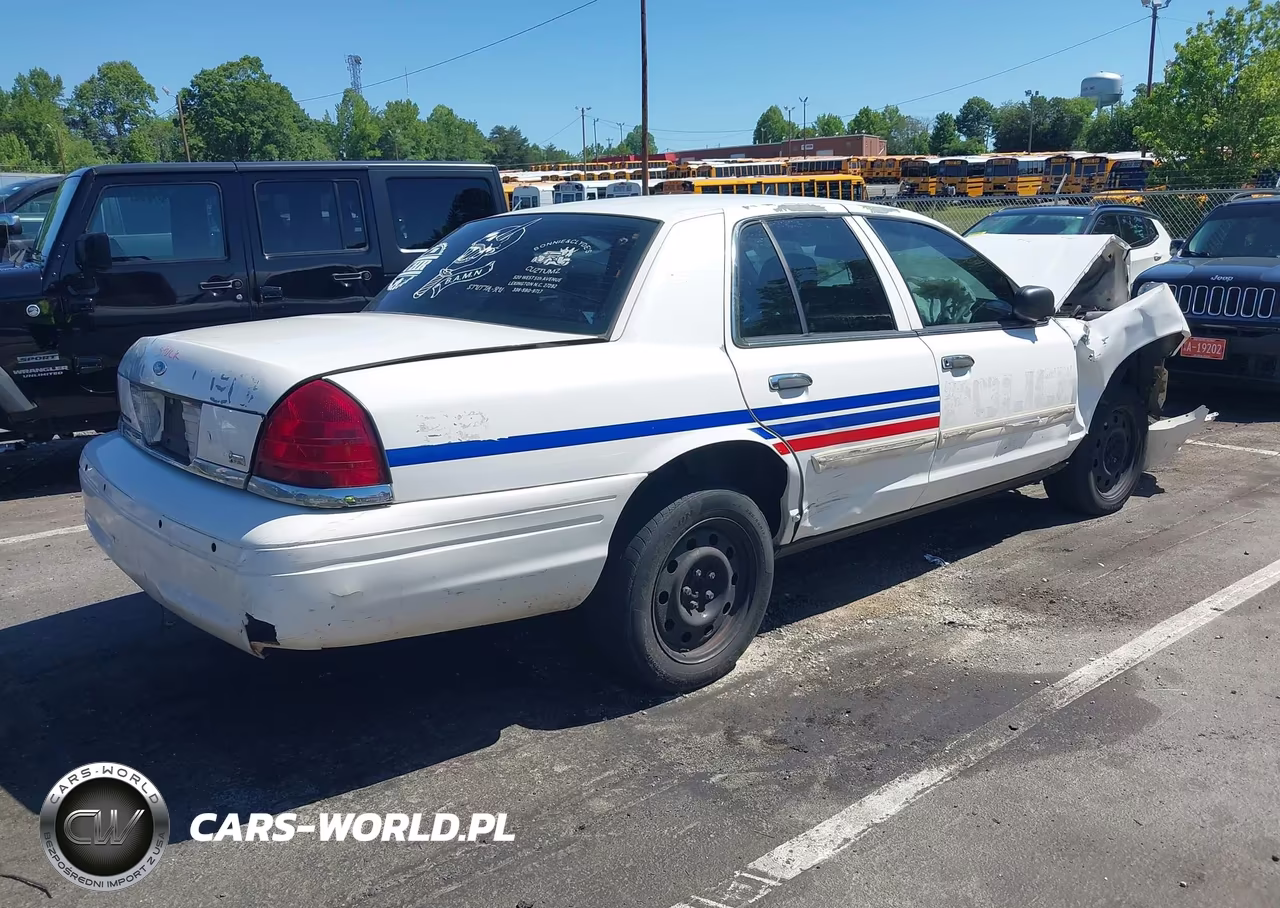 2009 Ford Crown Victoria Police-Police Interceptor VIN:2FAHP71V19X129502 - 4