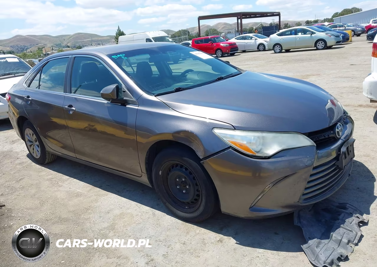 Główne zdjęcie 2017 Toyota Camry Le