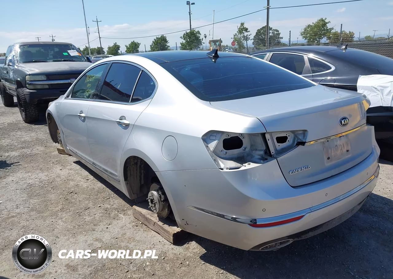 2016 Kia Cadenza Premium VIN:KNALN4D71G5206127 - 3