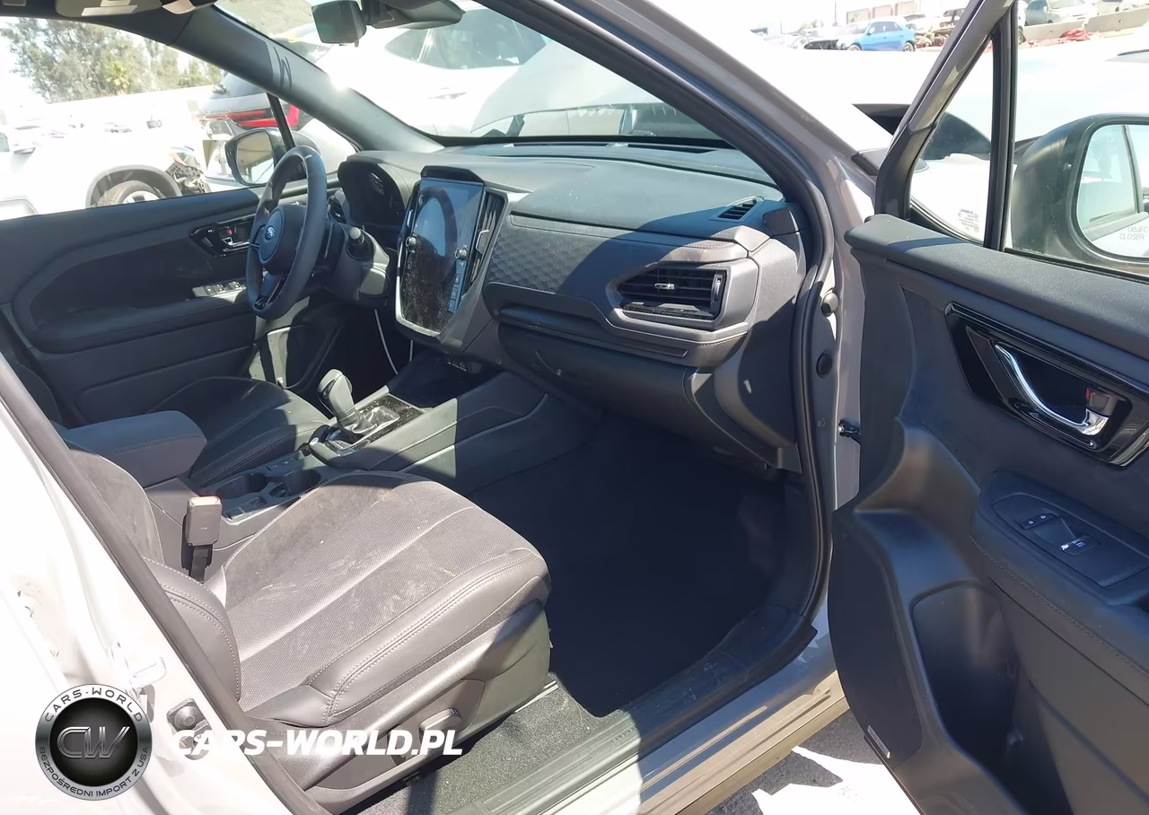 2025 Subaru Forester Touring VIN:JF2SLDTC7SH544062 - 5