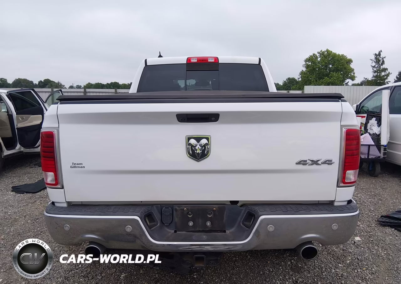 2017 Ram 1500 Laramie 4X4 5'7 Box VIN:1C6RR7NT0HS832437 - 17