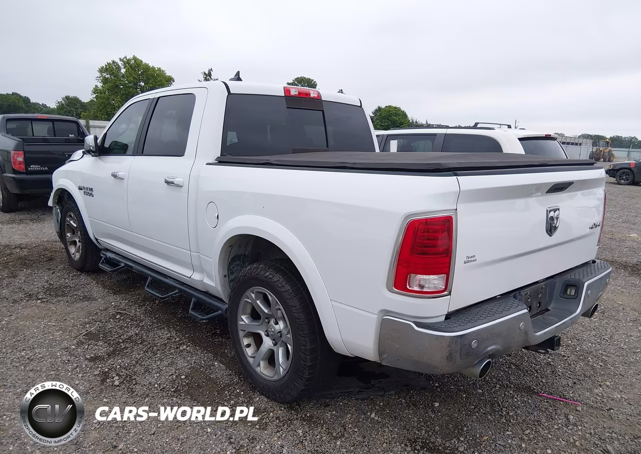 2017 Ram 1500 Laramie 4X4 5'7 Box VIN:1C6RR7NT0HS832437 - 3