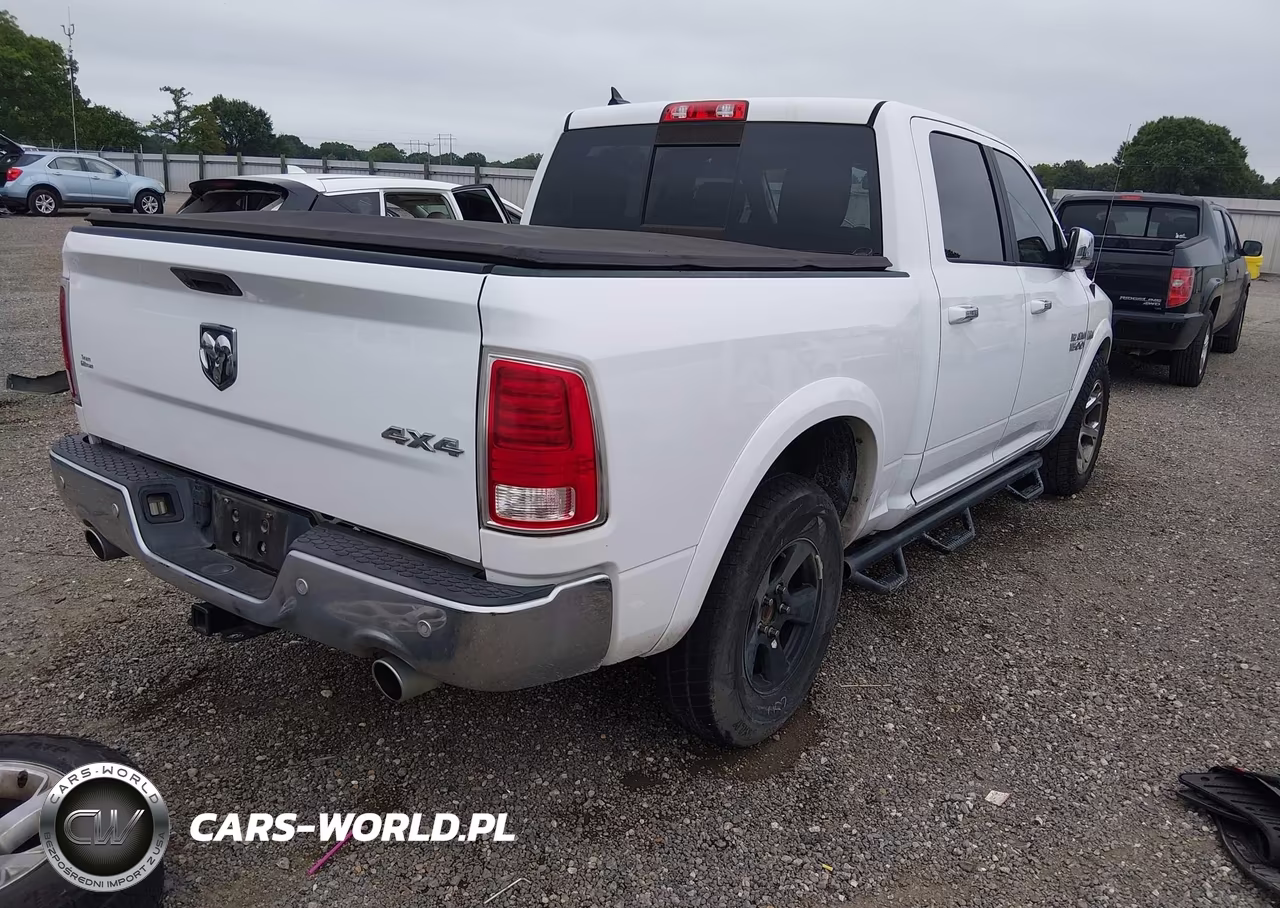 2017 Ram 1500 Laramie 4X4 5'7 Box VIN:1C6RR7NT0HS832437 - 4