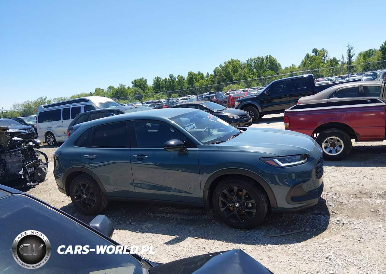 2025 Honda Hr-V Awd Sport VIN:3CZRZ2H5XSM764666 - 13