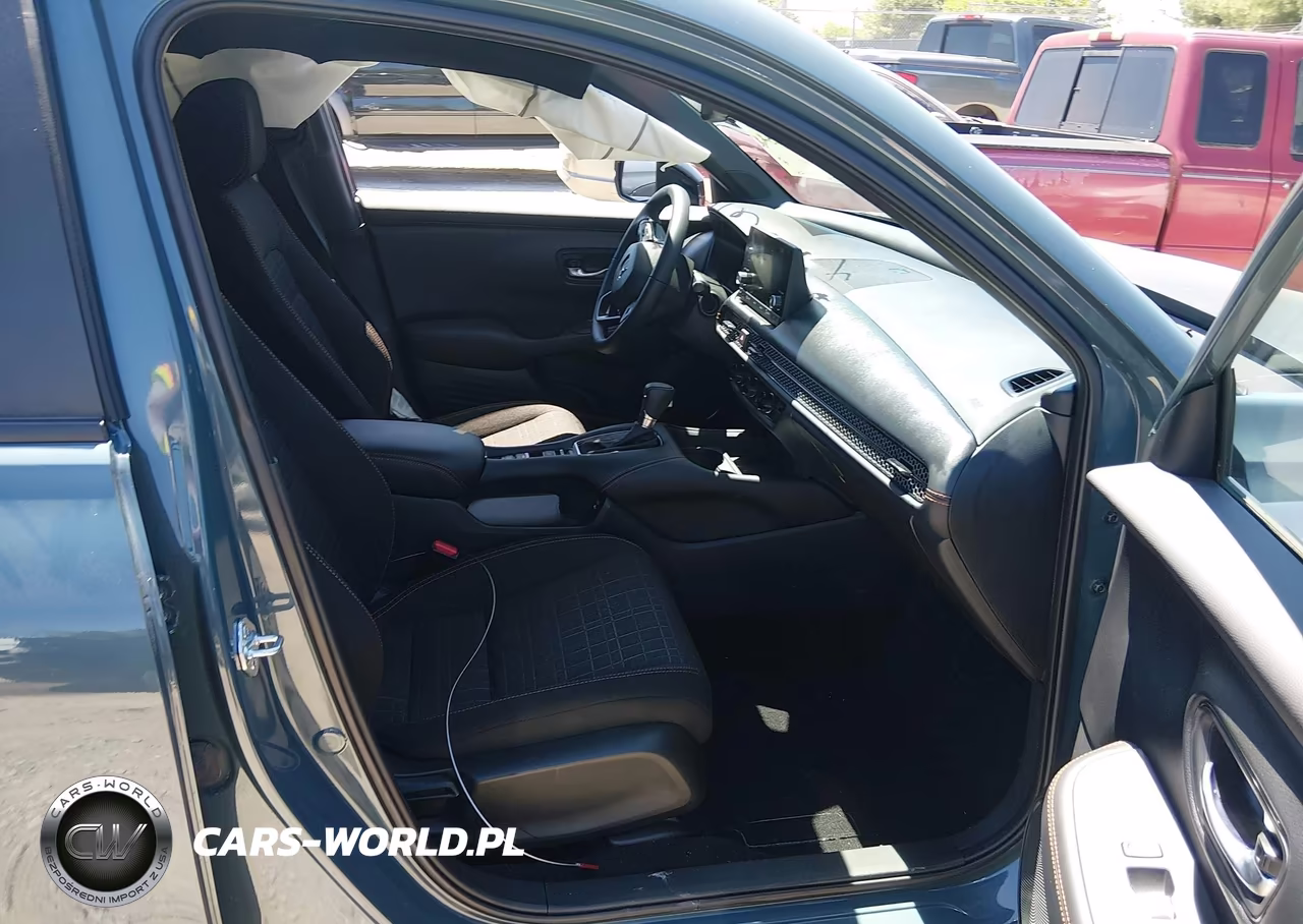 2025 Honda Hr-V Awd Sport VIN:3CZRZ2H5XSM764666 - 5