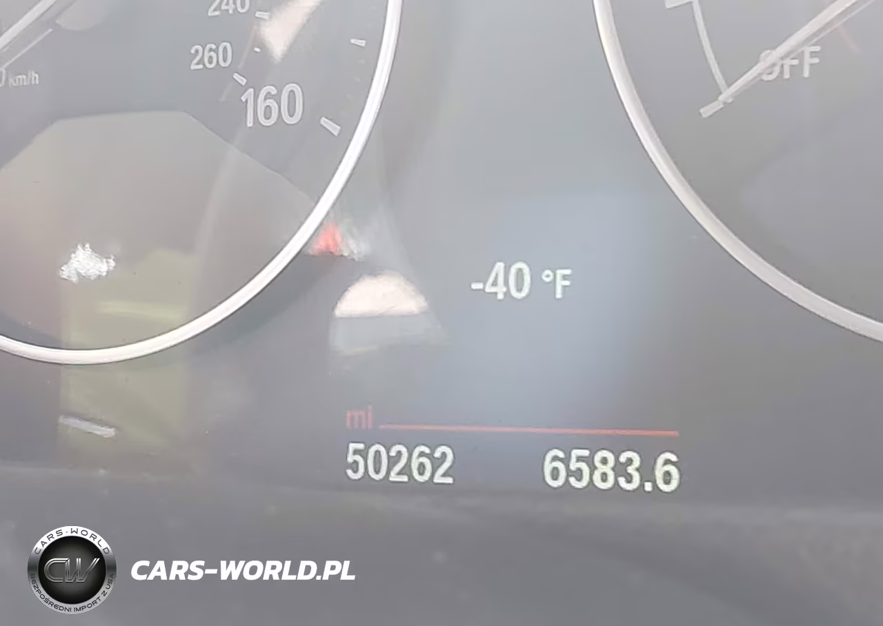 2018 BMW 330I xDrive VIN:WBA8D9C54JEM35009 - 15
