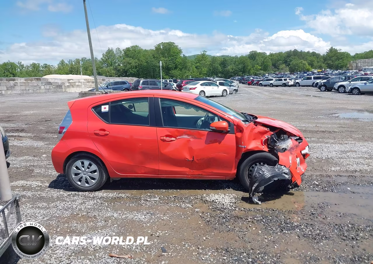 2012 Toyota Prius C Two VIN:JTDKDTB35C1014948 - 13
