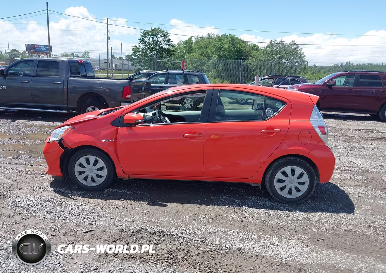 2012 Toyota Prius C Two VIN:JTDKDTB35C1014948 - 14