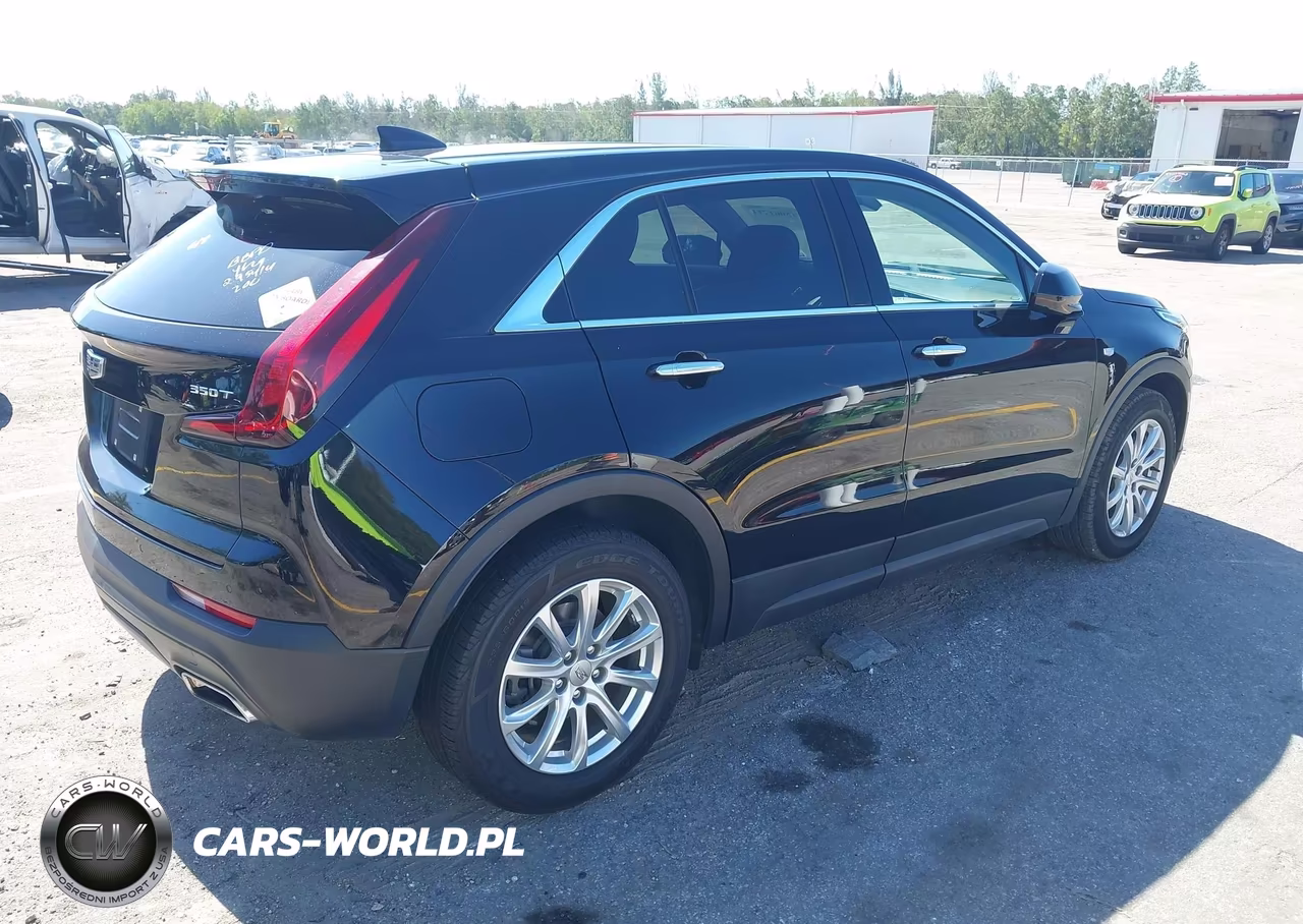 2021 Cadillac Xt4 Fwd Luxury VIN:1GYAZAR48MF075452 - 4