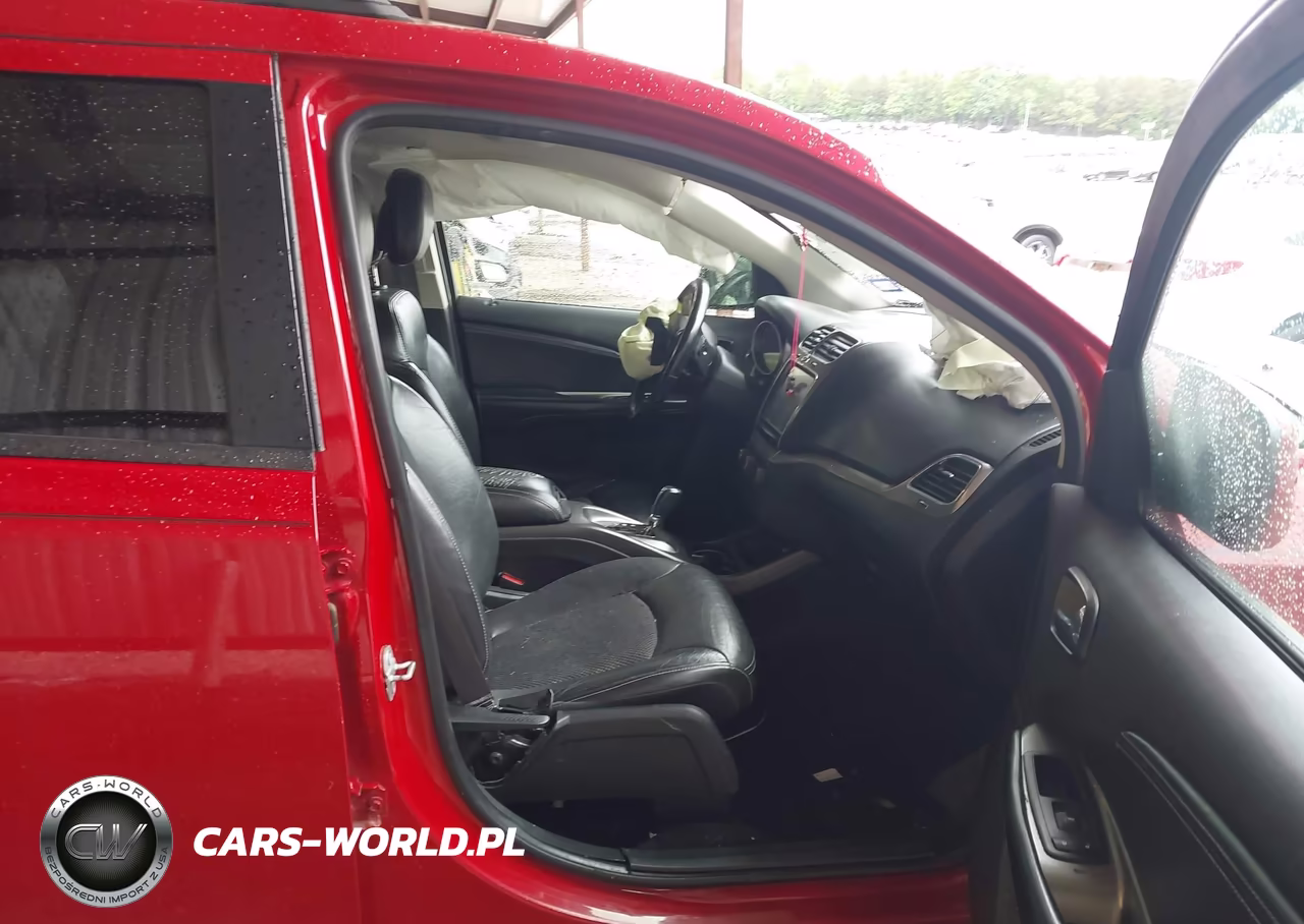 2018 Dodge Journey Crossroad VIN:3C4PDCGGXJT507161 - 5