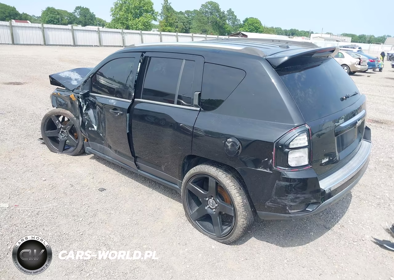 2015 Jeep Compass High Altitude Edition VIN:1C4NJCEA7FD164935 - 3