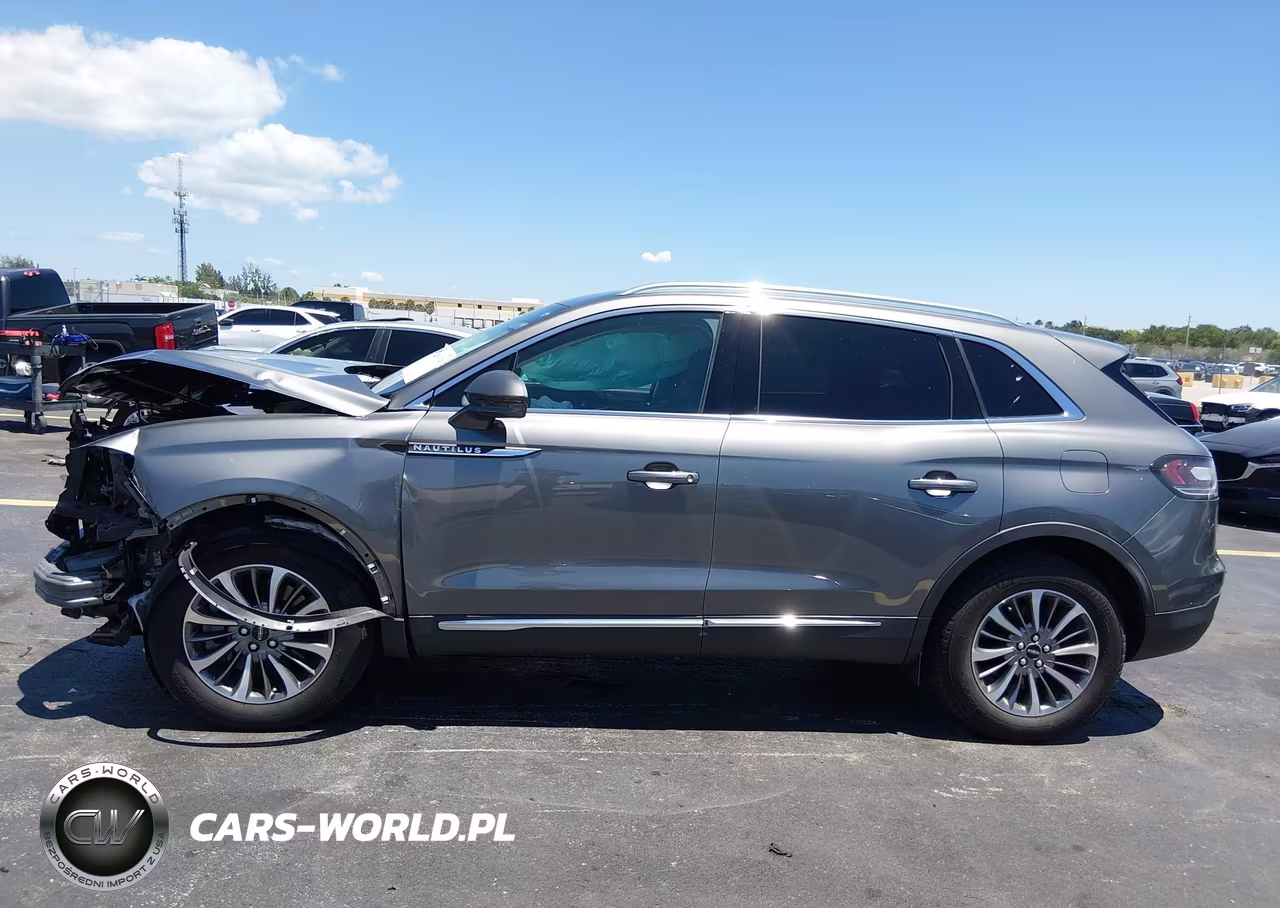 2023 Lincoln Nautilus Standard VIN:2LMPJ6J9XPBL13741 - 14