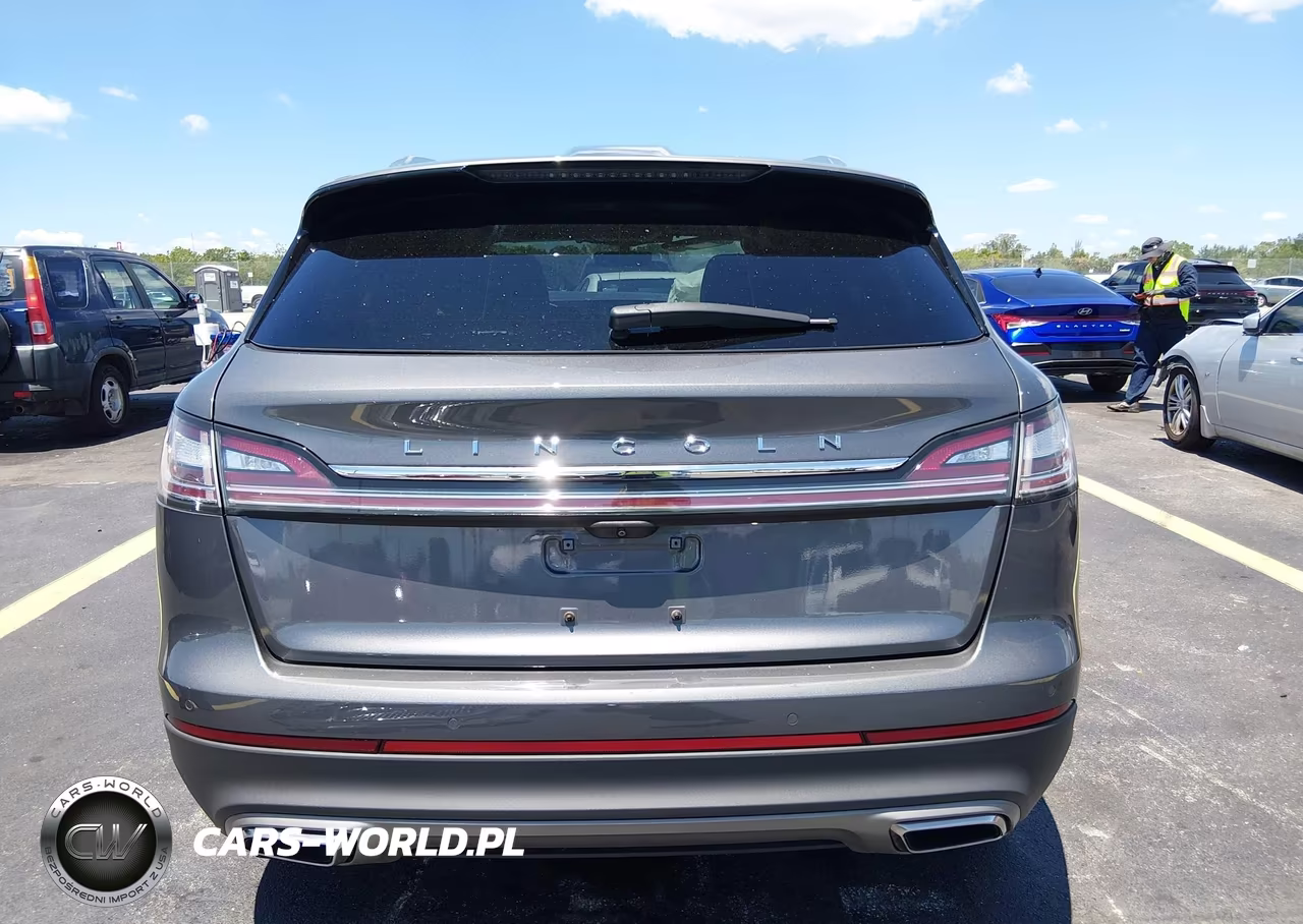 2023 Lincoln Nautilus Standard VIN:2LMPJ6J9XPBL13741 - 16