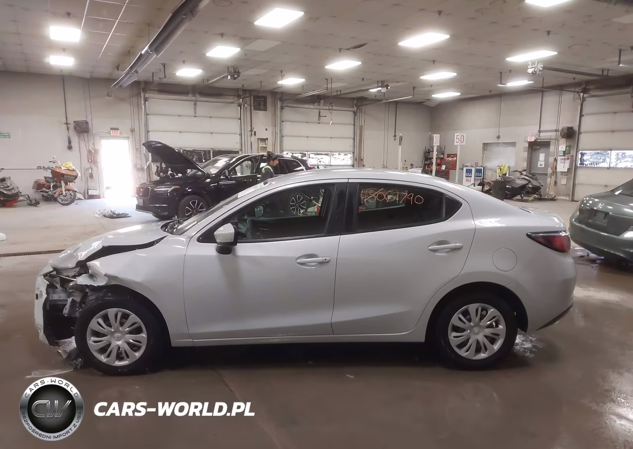 2019 Toyota Yaris L VIN:3MYDLBYV7KY506195 - 14