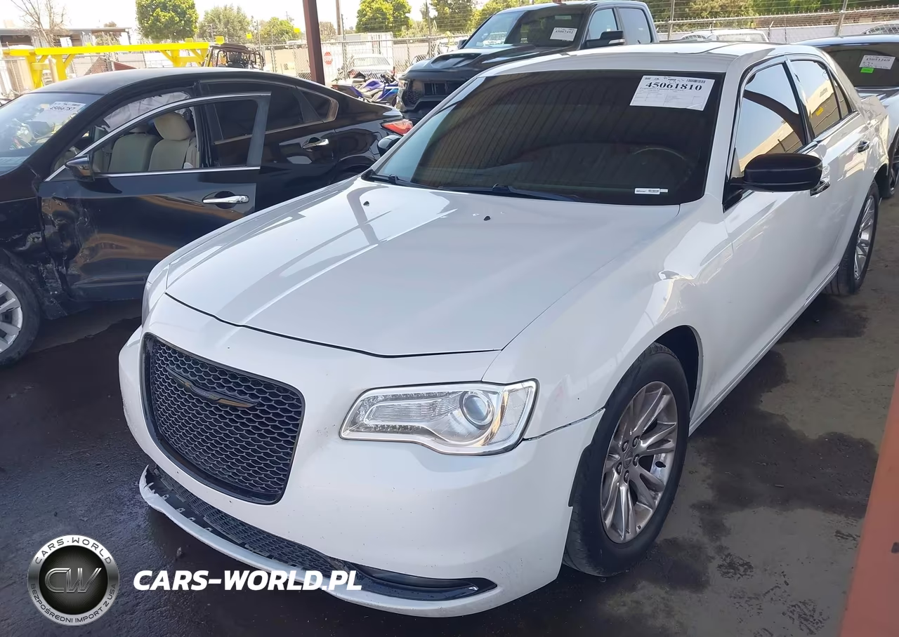 2016 Chrysler 300C VIN:2C3CCAEG2GH324660 - 2