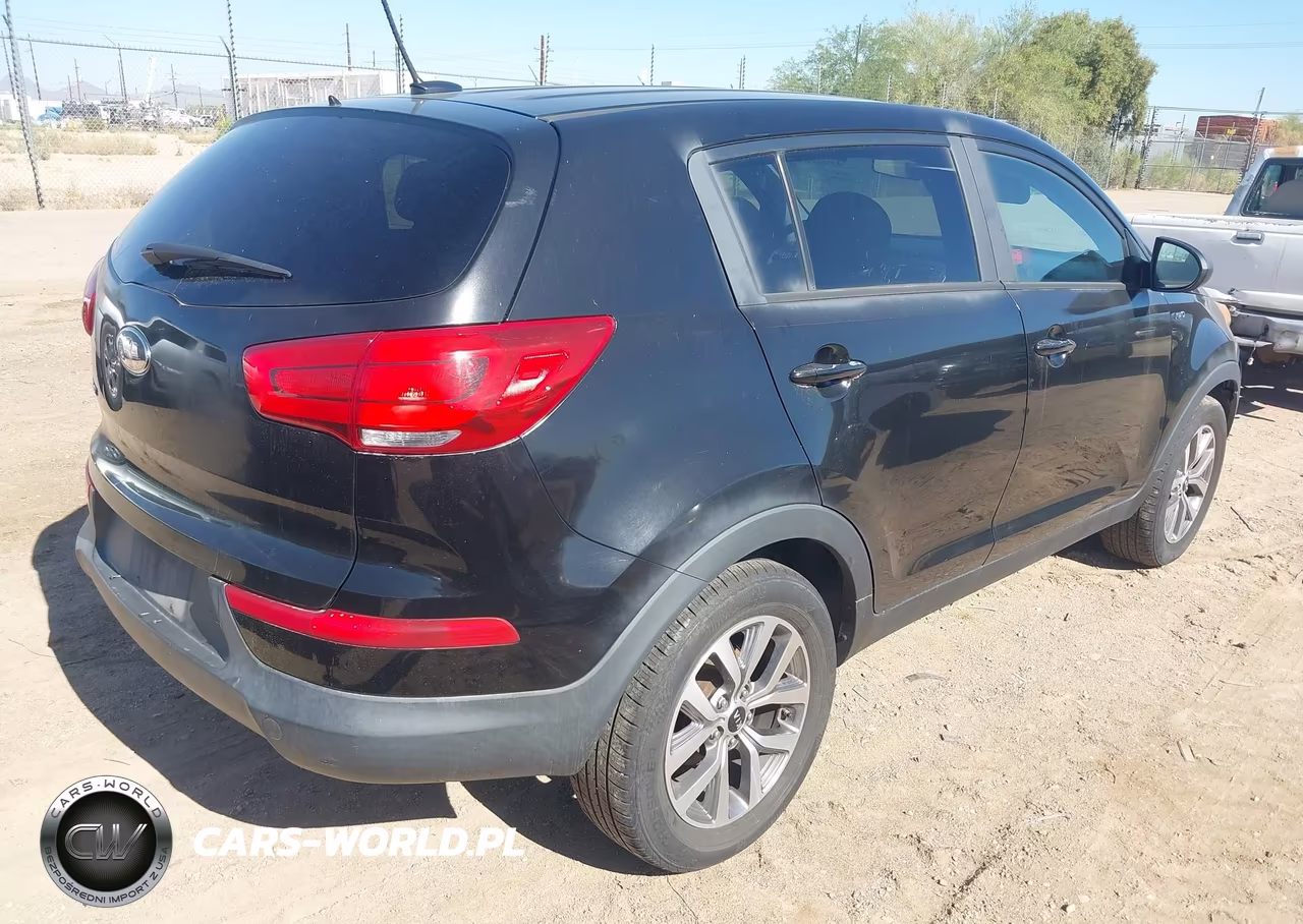 2014 Kia Sportage Lx VIN:KNDPBCAC1E7611866 - 4