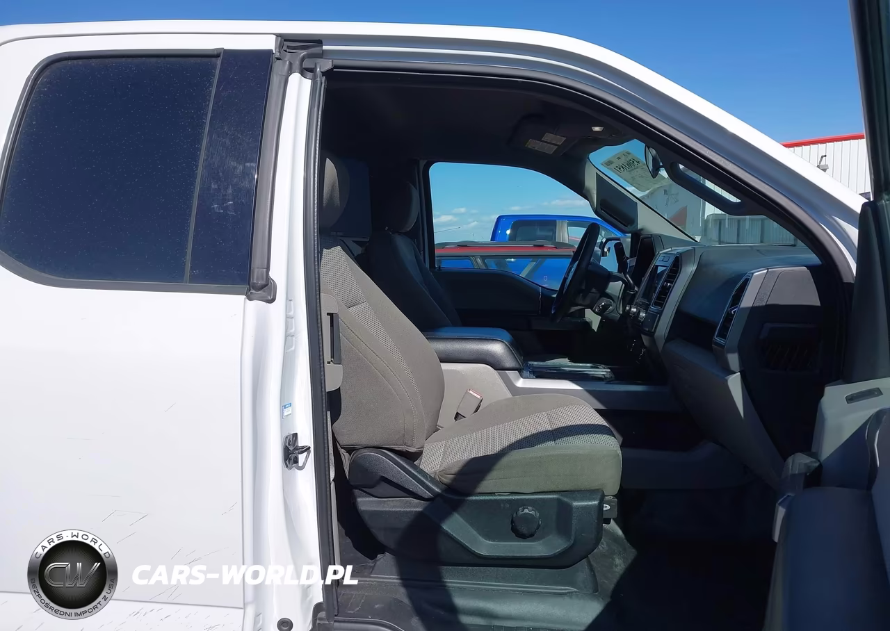 2017 Ford F-150 Xlt VIN:1FTFX1EF8HKD03259 - 5