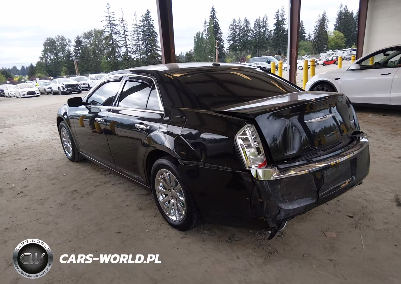 2012 Chrysler 300 Limited VIN:2C3CCACG7CH288896 - 3