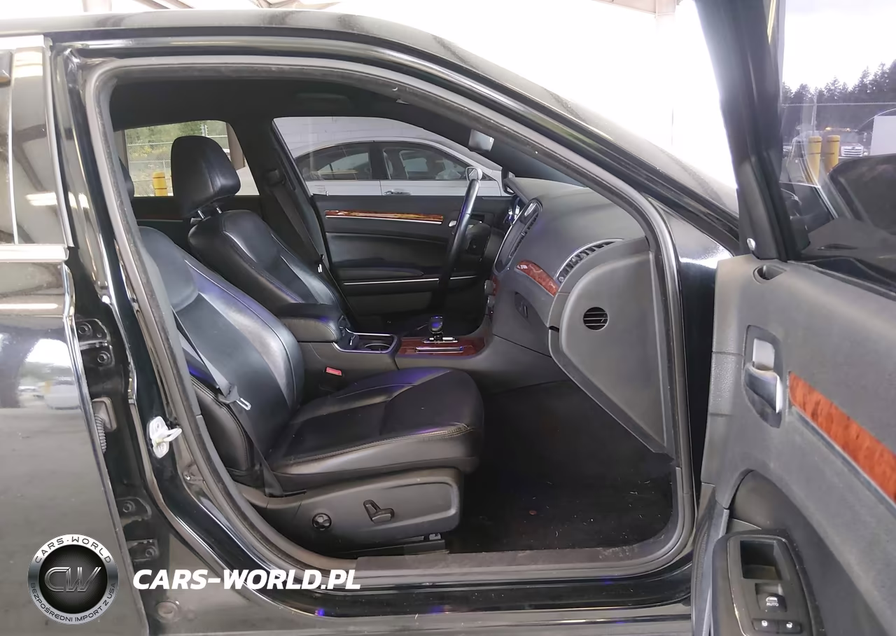 2012 Chrysler 300 Limited VIN:2C3CCACG7CH288896 - 5