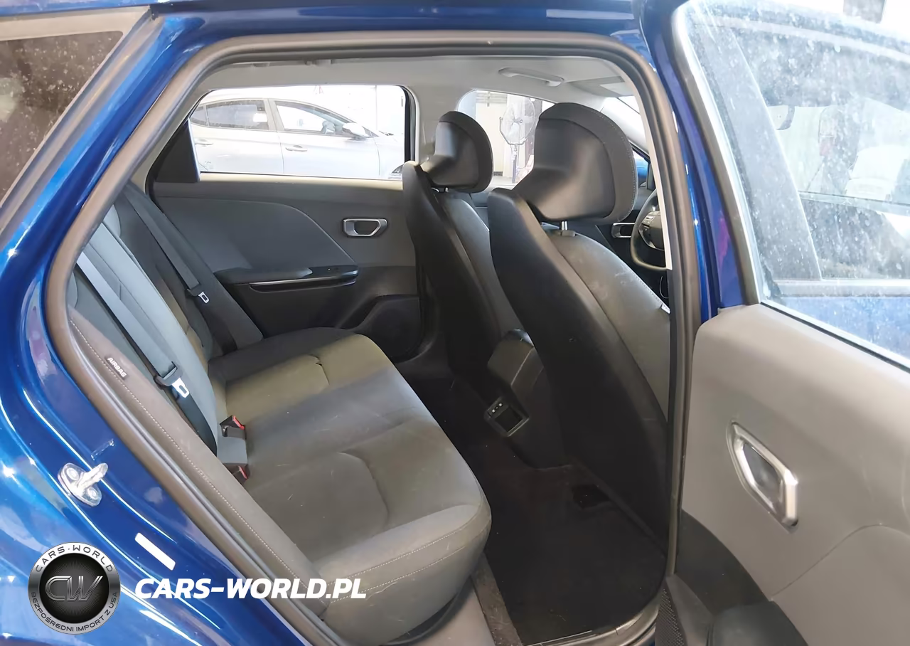 2025 Kia K4 Lxs VIN:3KPFT4DE3SE177912 - 8