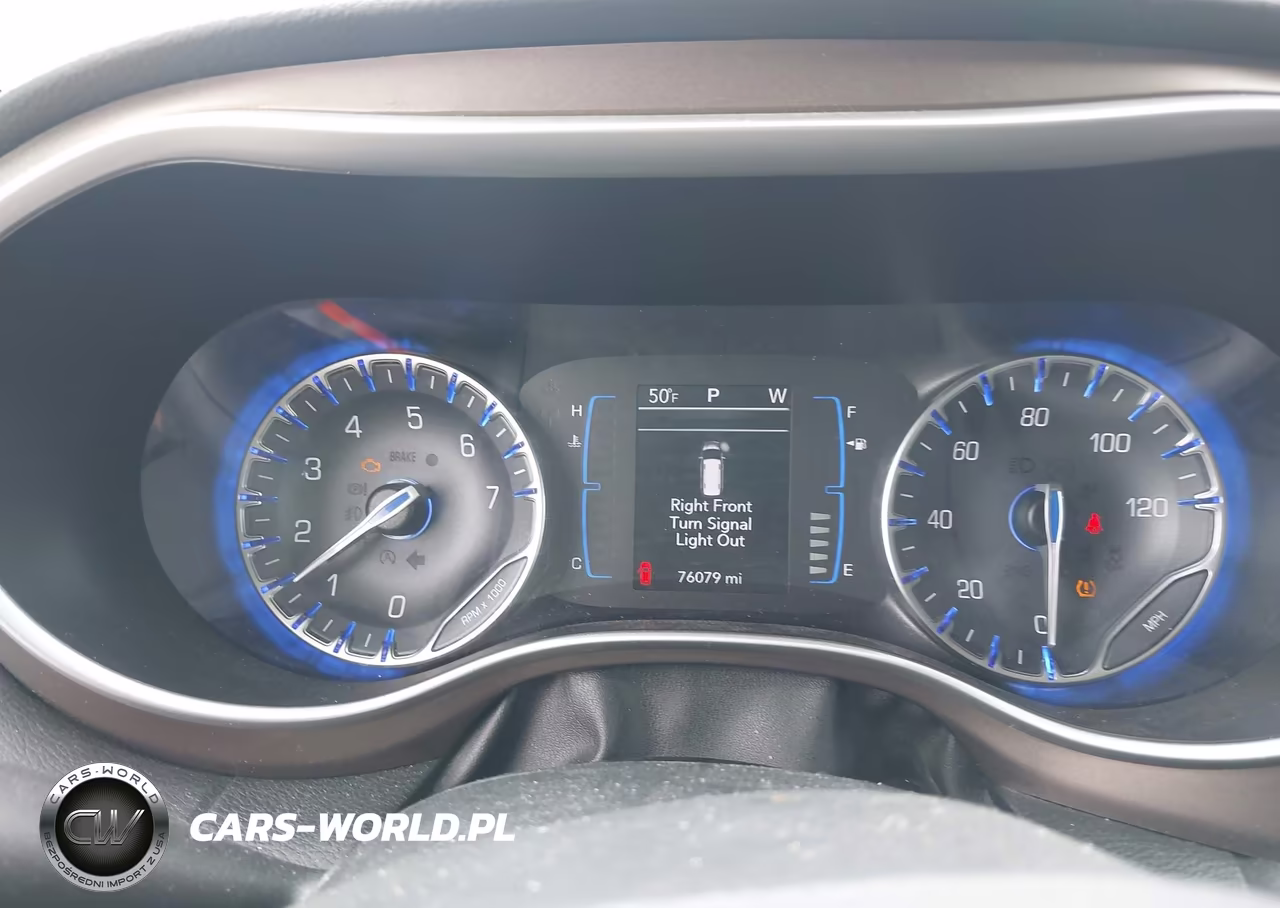 2017 Chrysler Pacifica Touring-L VIN:2C4RC1BG9HR759620 - 15
