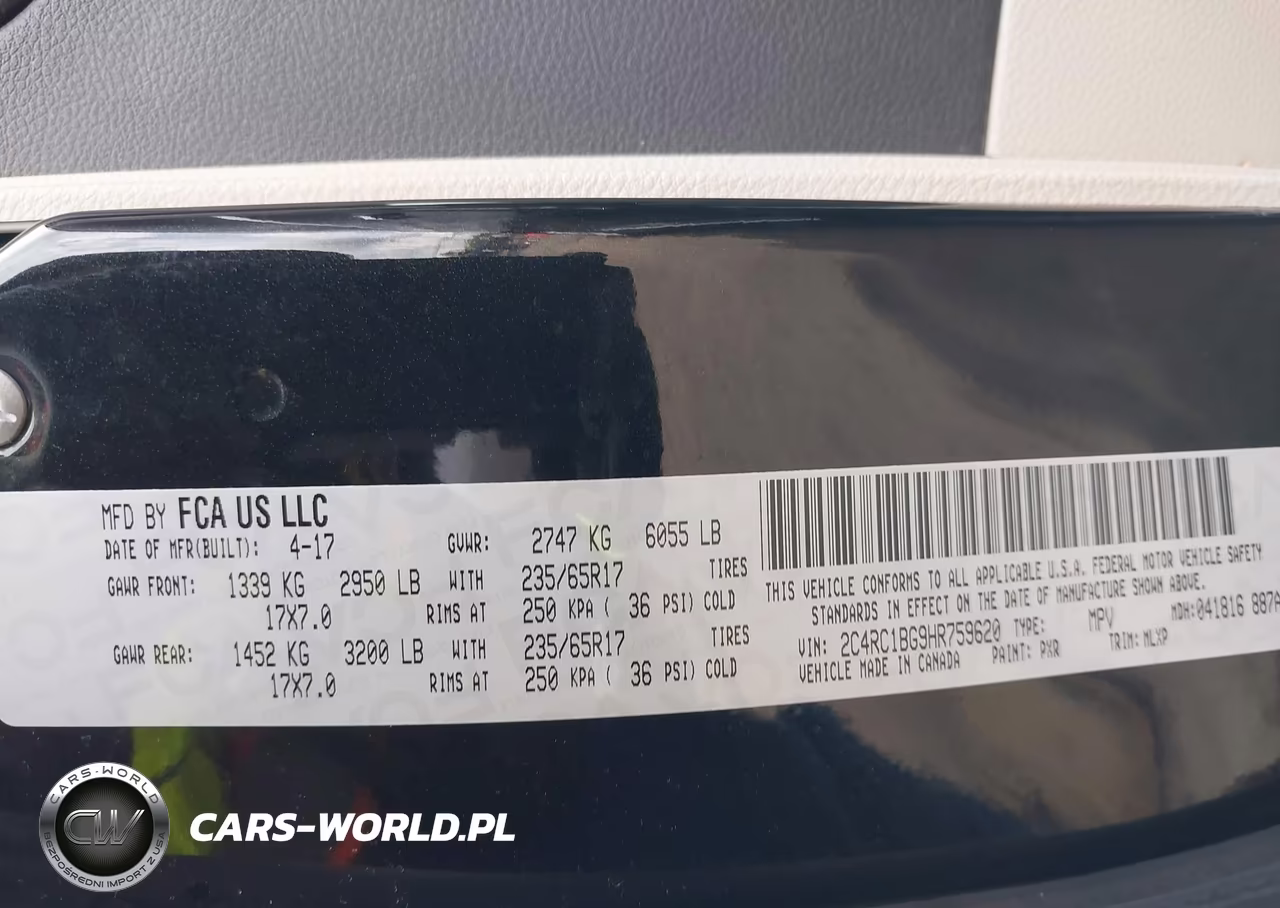 2017 Chrysler Pacifica Touring-L VIN:2C4RC1BG9HR759620 - 9