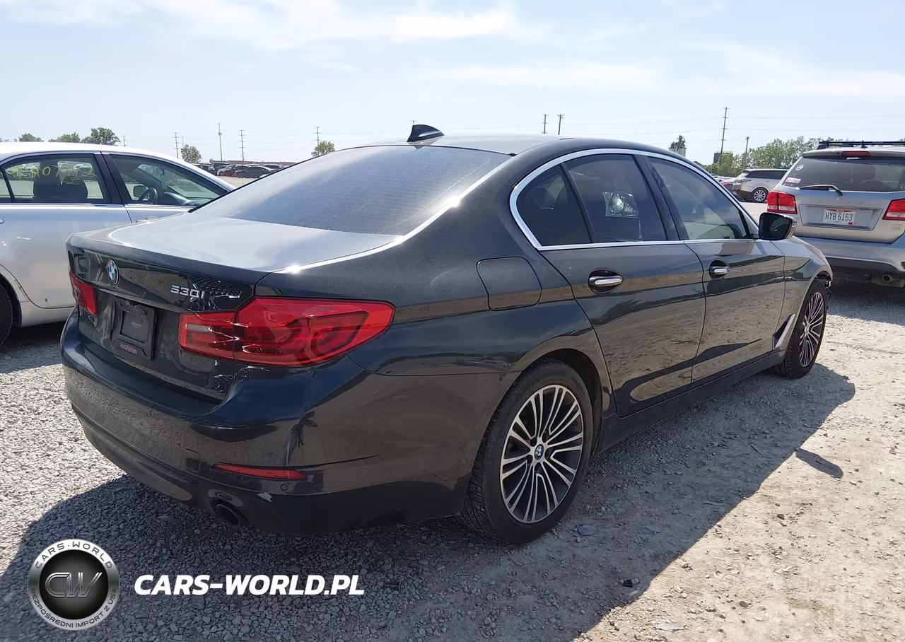 2018 BMW 530I VIN:WBAJA5C54JWA35855 - 4