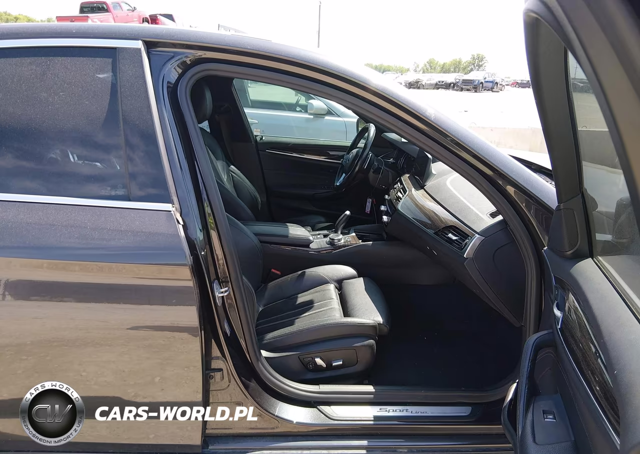2018 BMW 530I VIN:WBAJA5C54JWA35855 - 5
