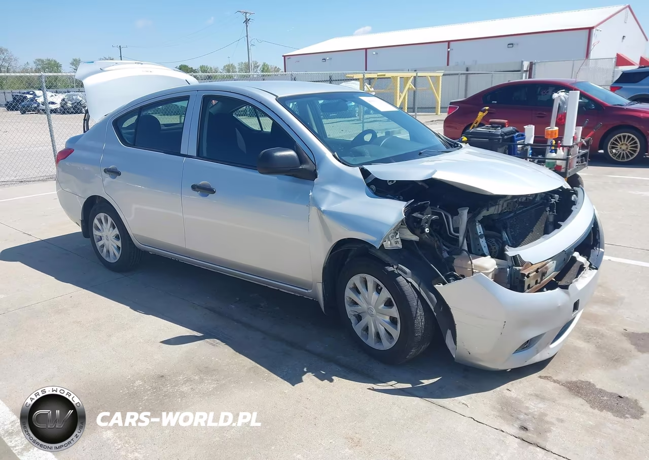 2012 Nissan Versa 1.6 S
