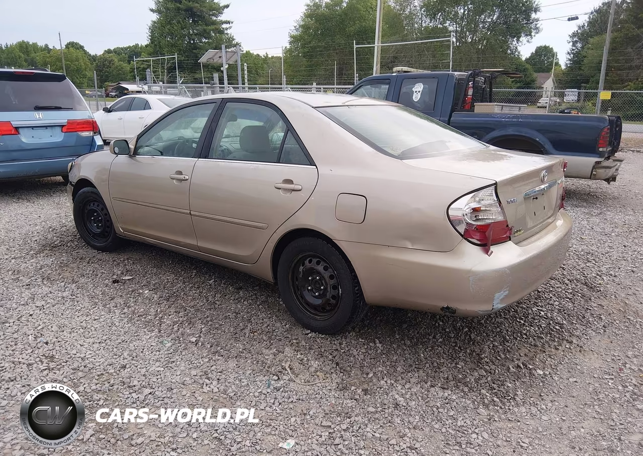 2004 Toyota Camry Xle VIN:4T1BE32K54U808607 - 3