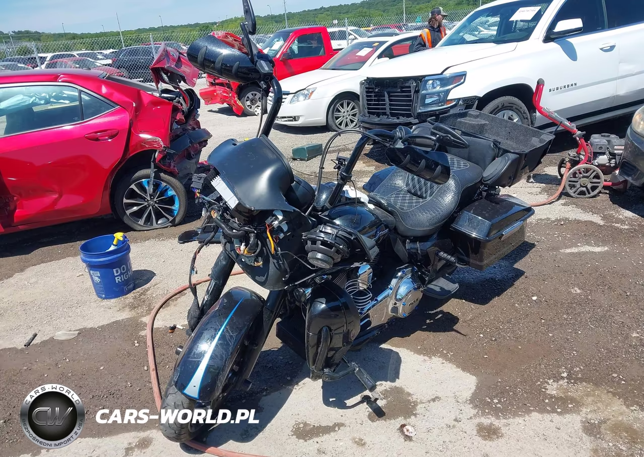 2013 Harley-Davidson Fltru Road Glide Ultra VIN:1HD1KGM12DB667963 - 2