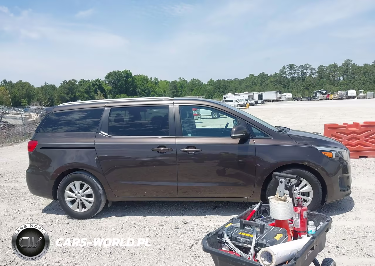 2018 Kia Sedona Lx VIN:KNDMB5C16J6363432 - 13