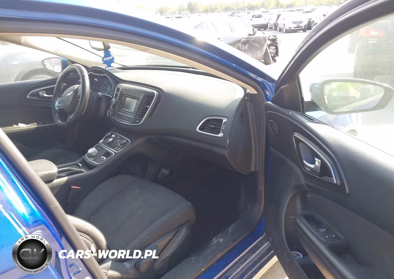 2015 Chrysler 200 Limited VIN:1C3CCCABXFN732299 - 5
