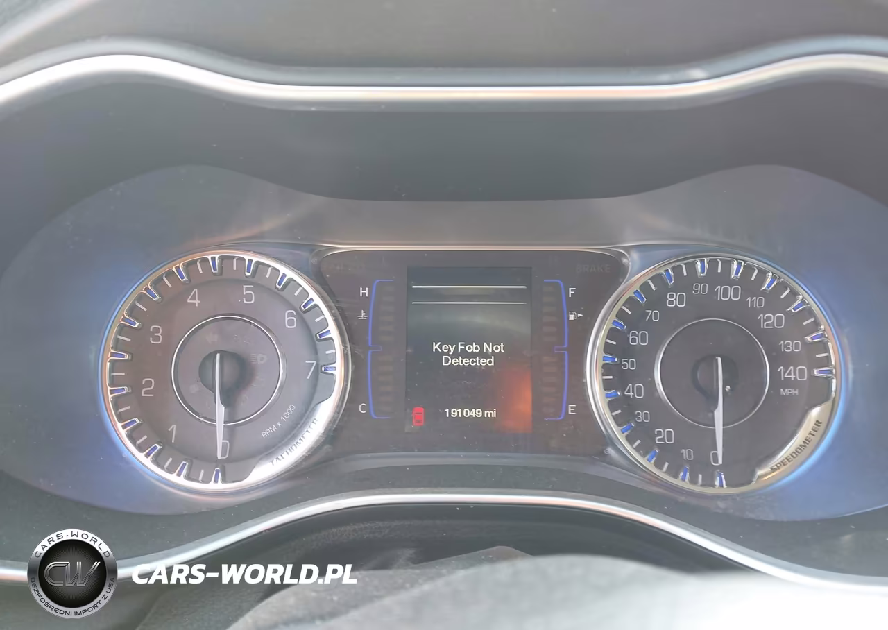 2015 Chrysler 200 Limited VIN:1C3CCCABXFN732299 - 7