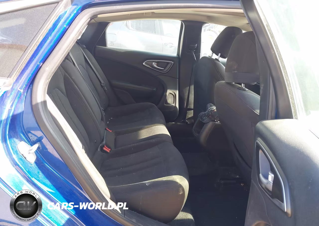 2015 Chrysler 200 Limited VIN:1C3CCCABXFN732299 - 8