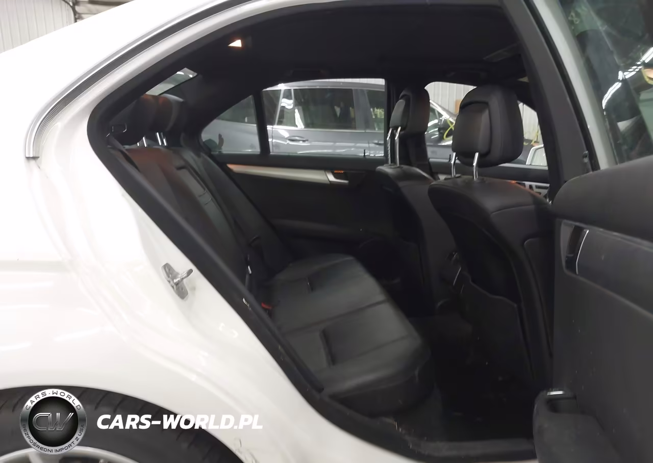 2014 Mercedes-Benz C 300 Sport 4Matic VIN:WDDGF8AB9ER309132 - 8