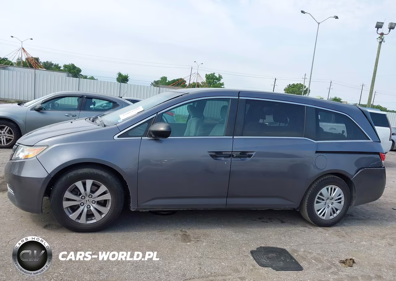 2015 Honda Odyssey Lx VIN:5FNRL5H2XFB127348 - 14