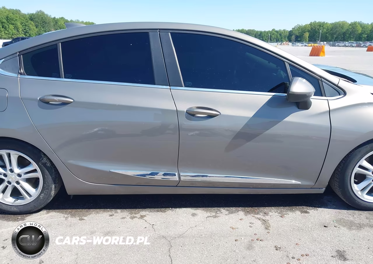 2018 Chevrolet Cruze Lt Auto VIN:1G1BE5SM4J7245375 - 14