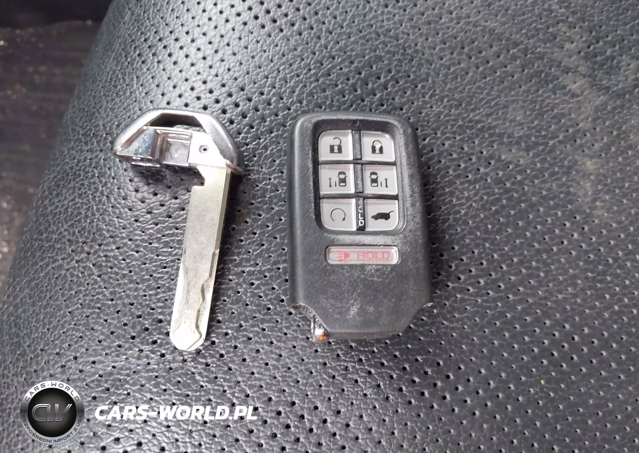 2021 Honda Odyssey Elite VIN:5FNRL6H91MB006370 - 11