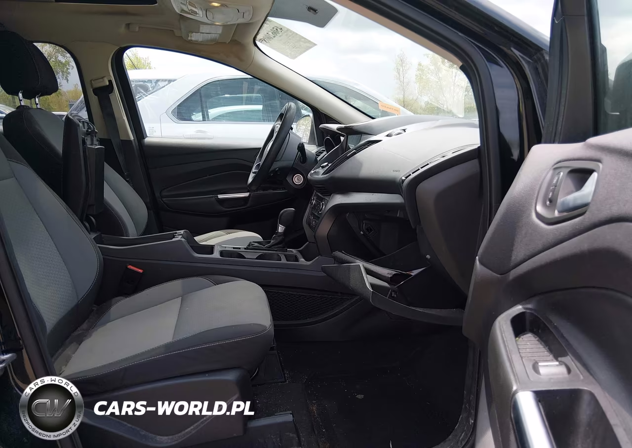 2017 Ford Escape Se VIN:1FMCU9G92HUE57015 - 5
