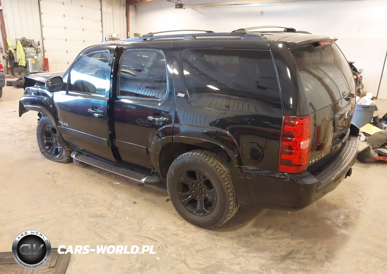 2011 Chevrolet Tahoe Lt VIN:1GNSKBE09BR258627 - 3