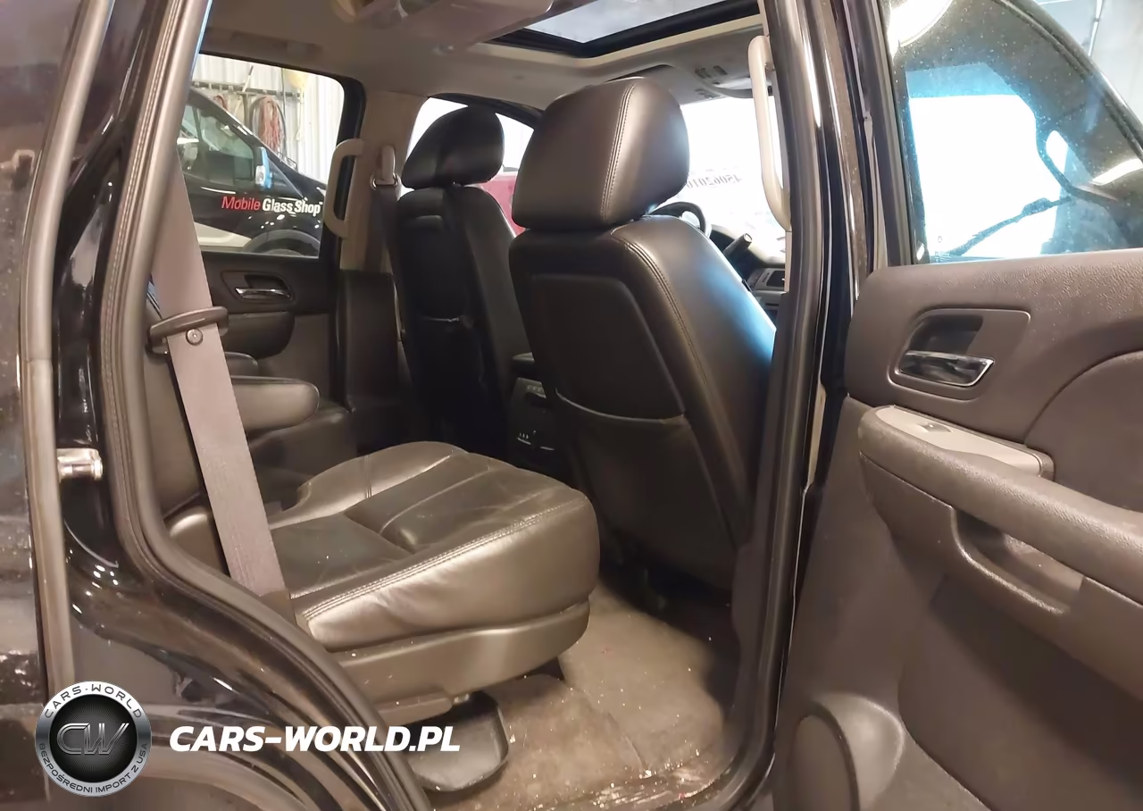 2011 Chevrolet Tahoe Lt VIN:1GNSKBE09BR258627 - 8