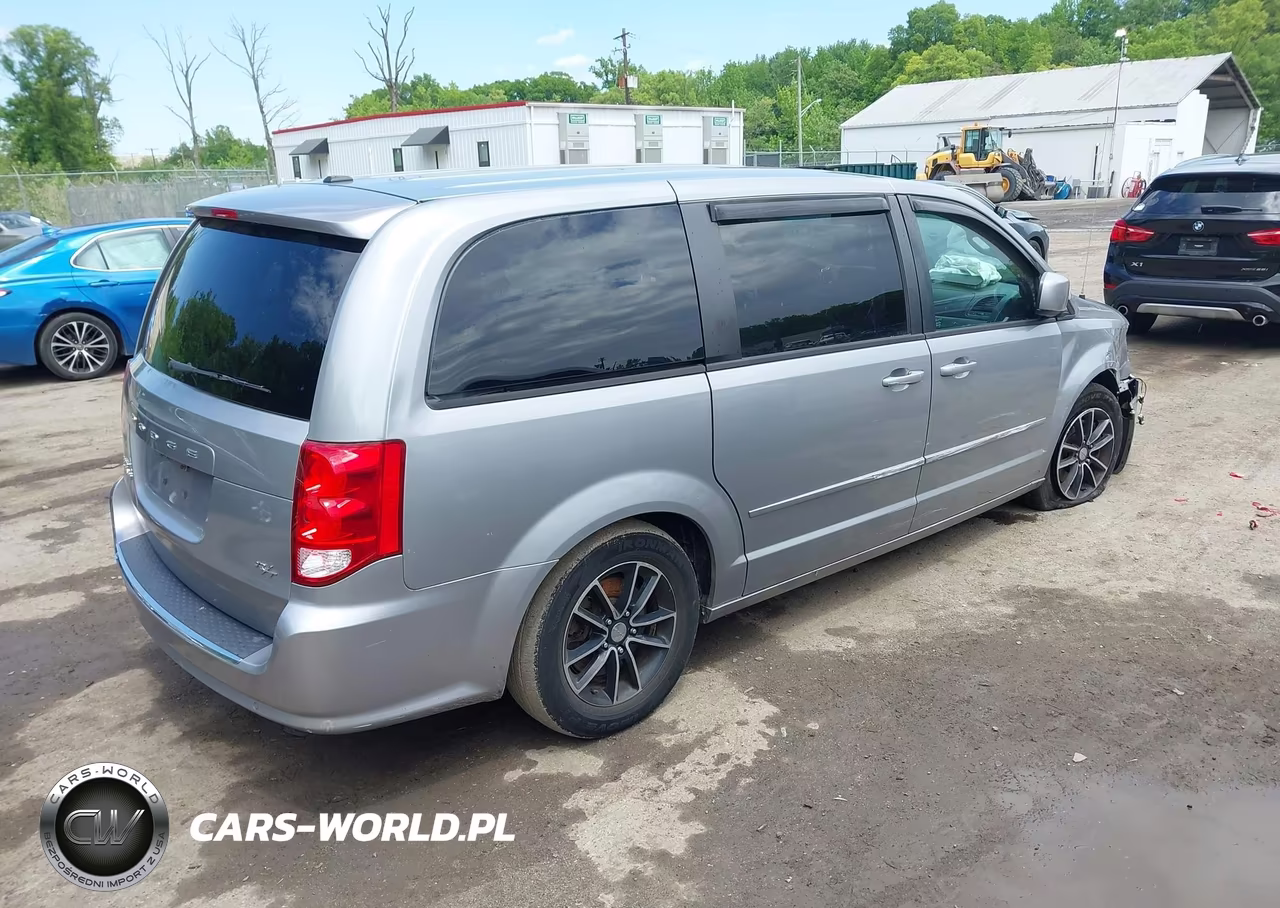 2015 Dodge Grand Caravan R-T VIN:2C4RDGEGXFR642010 - 4