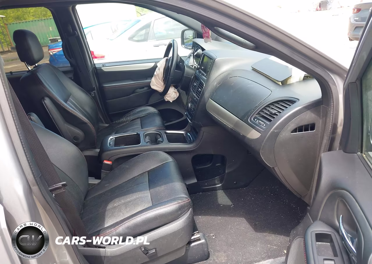 2015 Dodge Grand Caravan R-T VIN:2C4RDGEGXFR642010 - 5